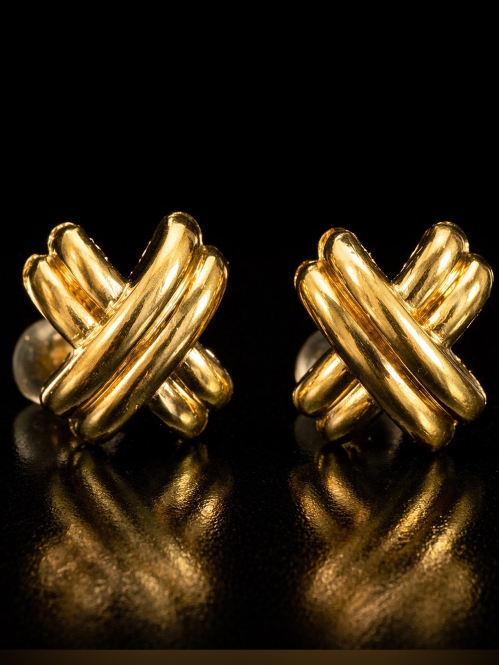 Monet Gold Tone Crisscross Knot Stud Earrings Classic Vintage Style